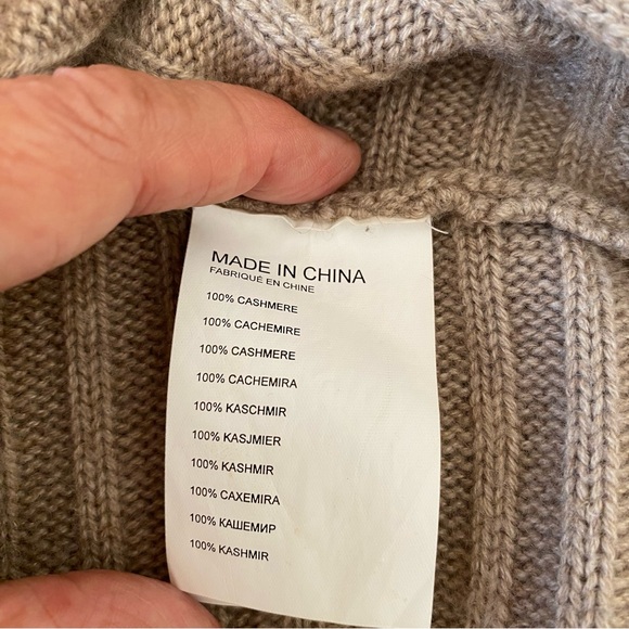 Pure cashmere XS Club Monaco sweater tan. - Picture 6 of 8